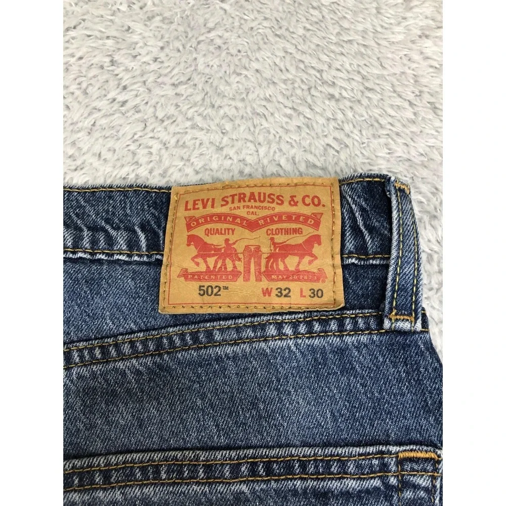 Levi's 502 Jeans Mens 32x28 (Tag 32x30) Blue Taper Fit Denim